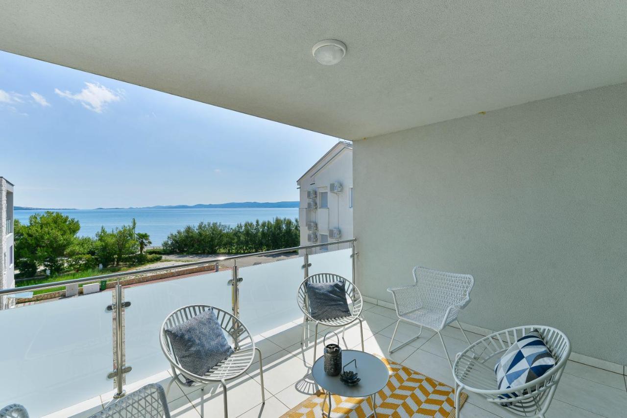 Villa New! Beachfront Klaudija, Sukošan